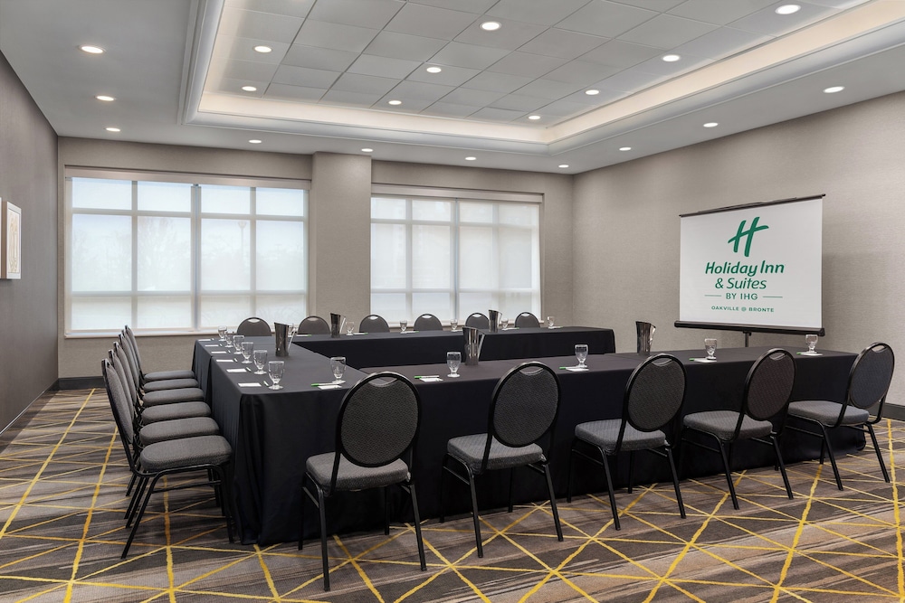 holiday inn hotel and suites oakville bronte by ihg