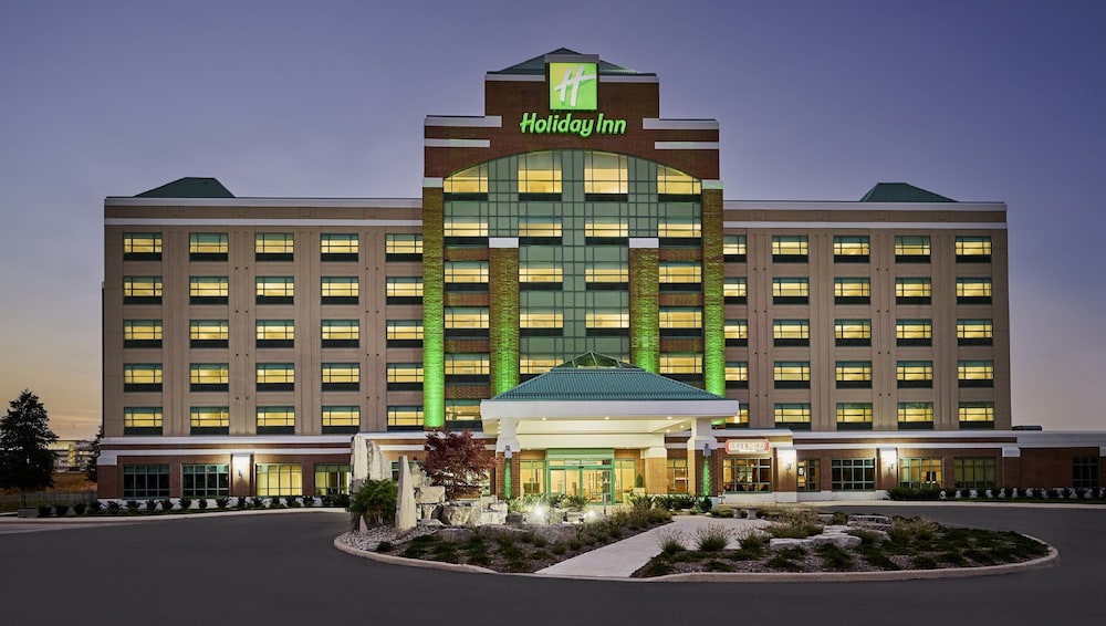 holiday inn hotel and suites oakville bronte by ihg
