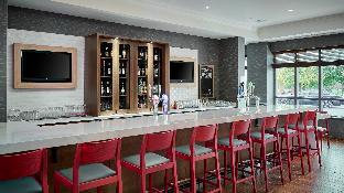 holiday inn hotel and suites oakville bronte by ihg