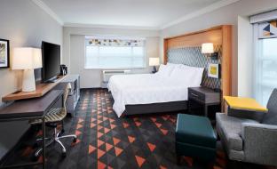 holiday inn hotel and suites oakville bronte by ihg