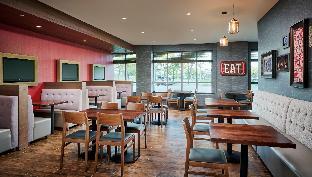 holiday inn hotel and suites oakville bronte by ihg