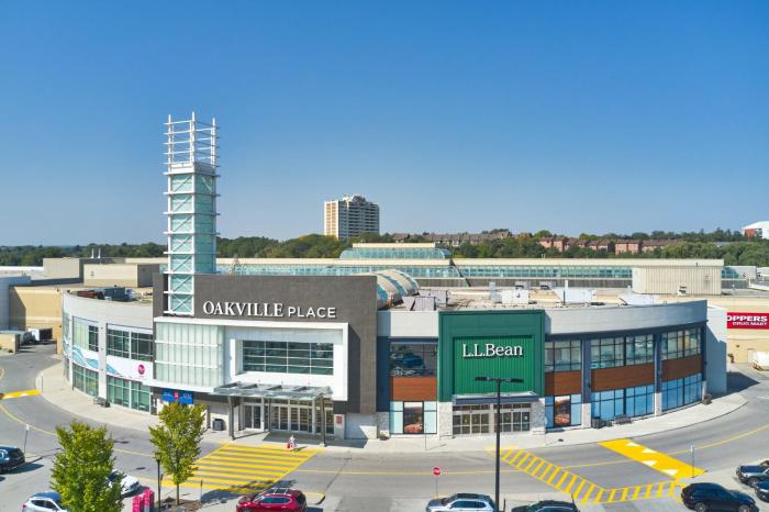holiday inn hotel and suites oakville bronte by ihg