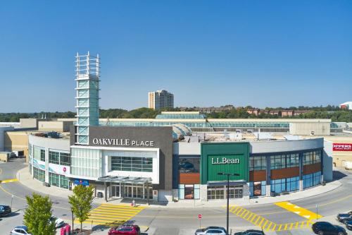 holiday inn hotel and suites oakville bronte by ihg