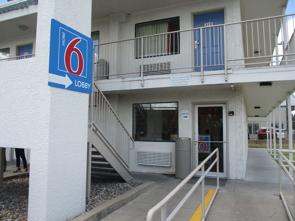 motel 6 austin tx north central