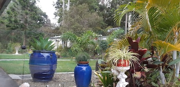 mapleton peaceful provence bnb