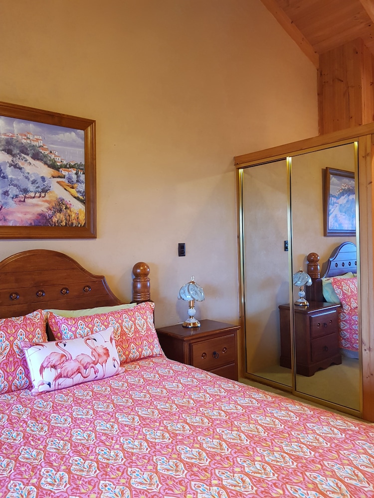 mapleton peaceful provence bnb