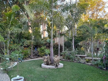 mapleton peaceful provence bnb