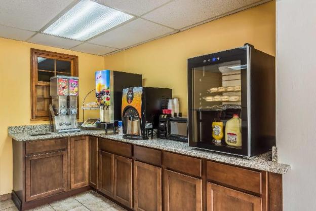 comfort inn and suites omaha central