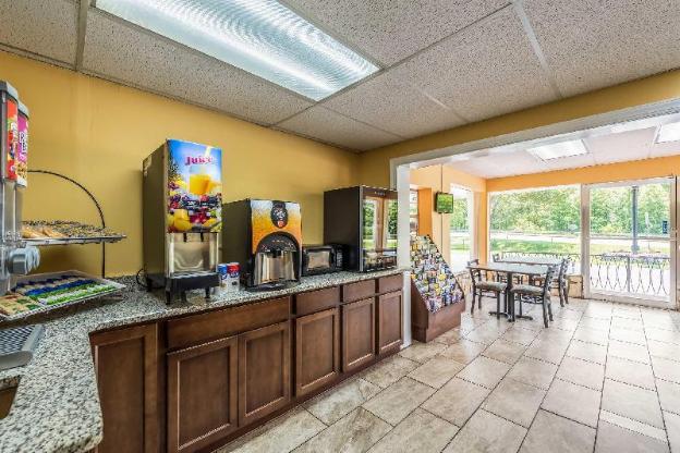 comfort inn and suites omaha central