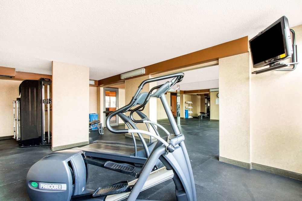 comfort inn and suites omaha central