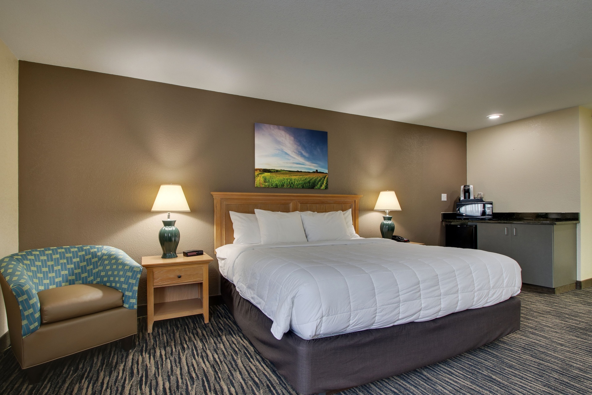 everspring inn and suites