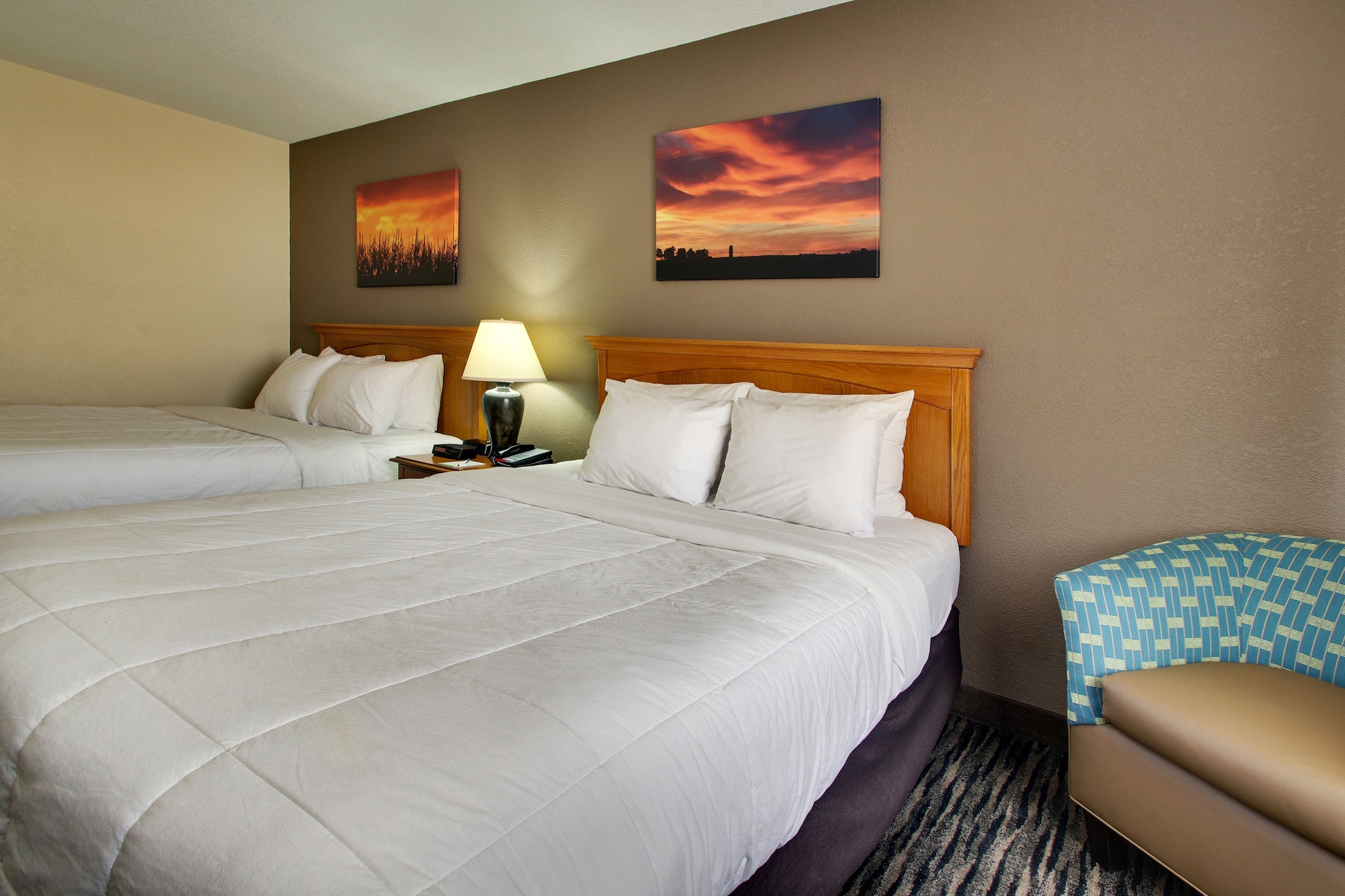 everspring inn and suites