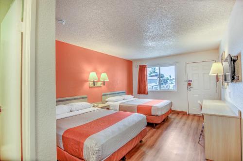 motel 6 stockton ca charter way west