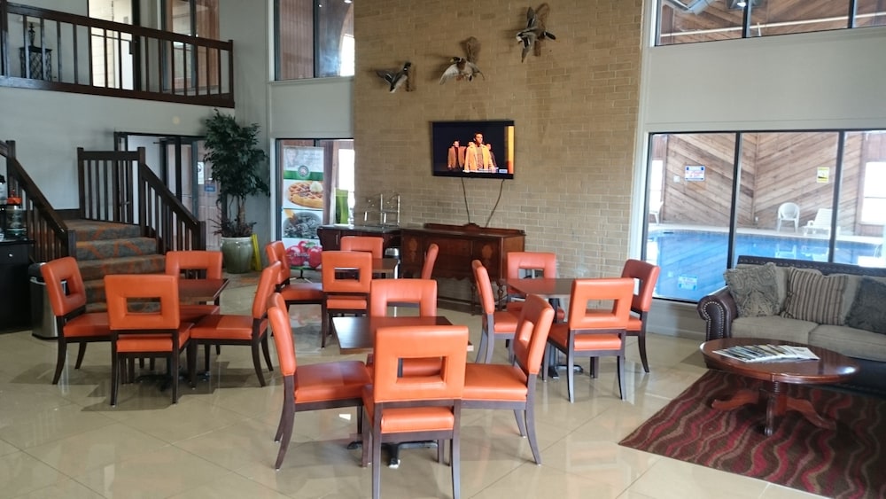 quality inn and suites stuttgart north
