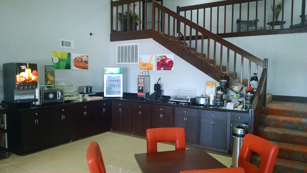 quality inn and suites stuttgart north
