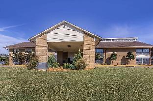 quality inn and suites stuttgart north