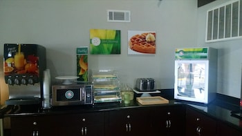 Quality Inn & Suites Stuttgart North,Hazen>>Arkansas,3 star