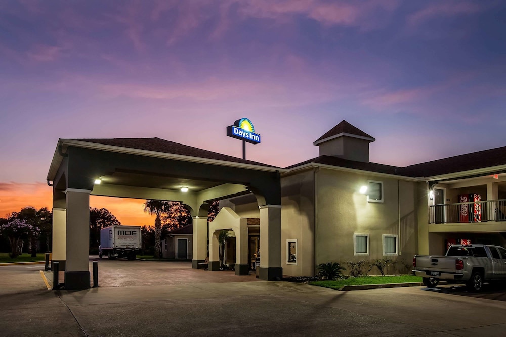 Days Inn By Wyndham Sulphur La,Lake Charles>>Carlyss,2 star