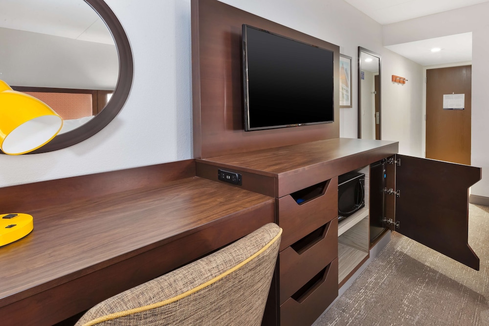 hampton inn columbus delaware i 71 north