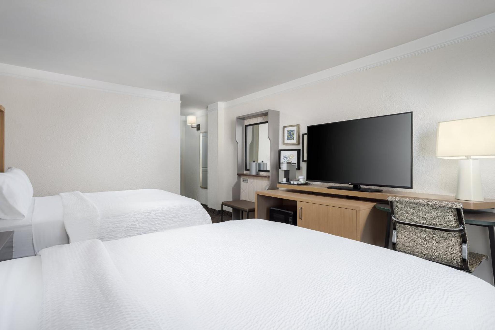 holiday inn resort oceanfront at surfside beach by ihg
