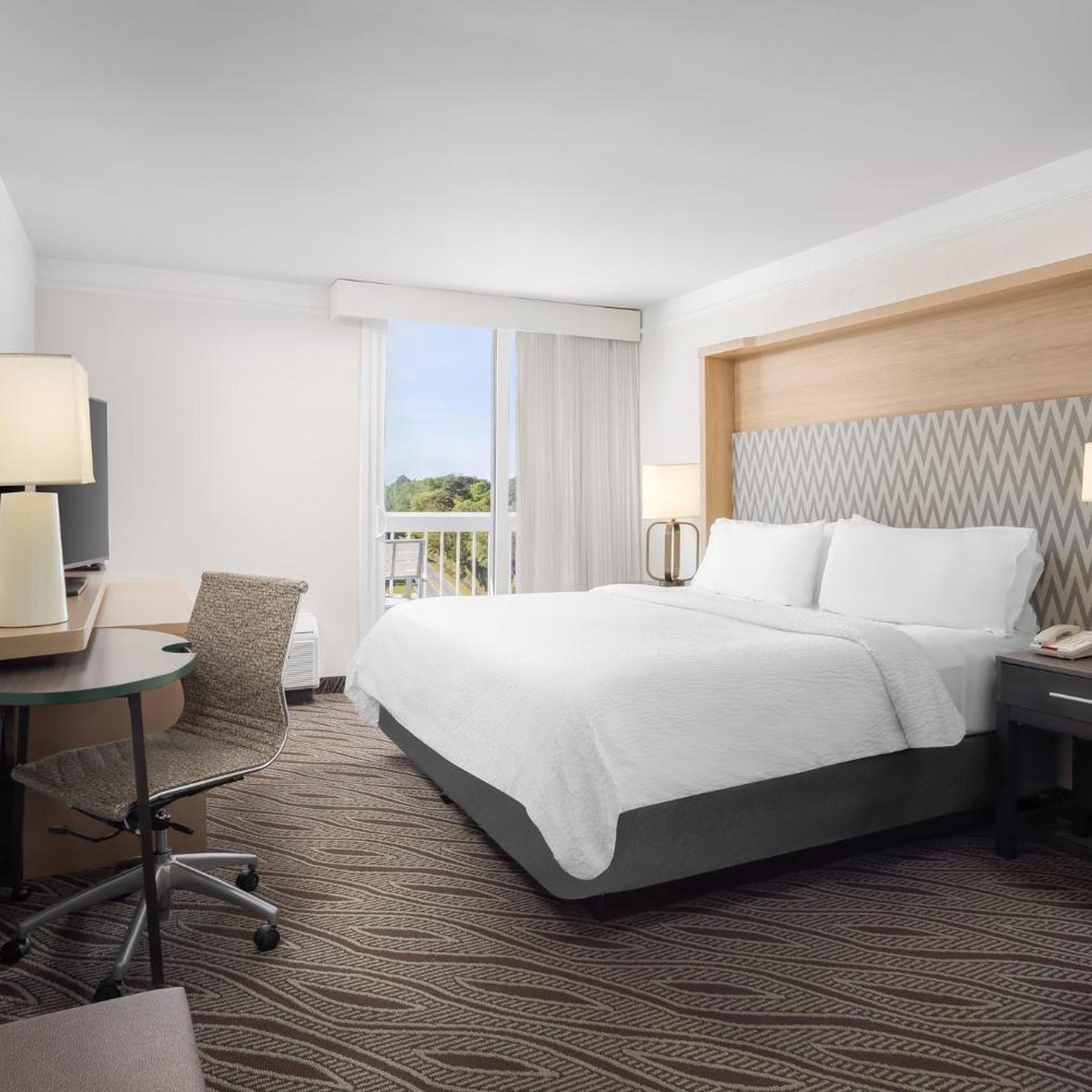 holiday inn resort oceanfront at surfside beach by ihg