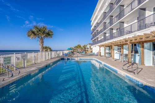 holiday inn resort oceanfront at surfside beach by ihg