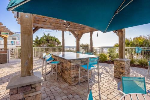 holiday inn resort oceanfront at surfside beach by ihg