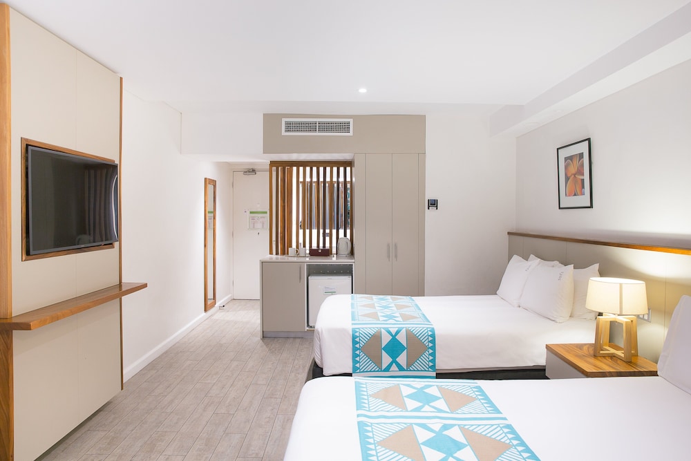 holiday inn suva by ihg