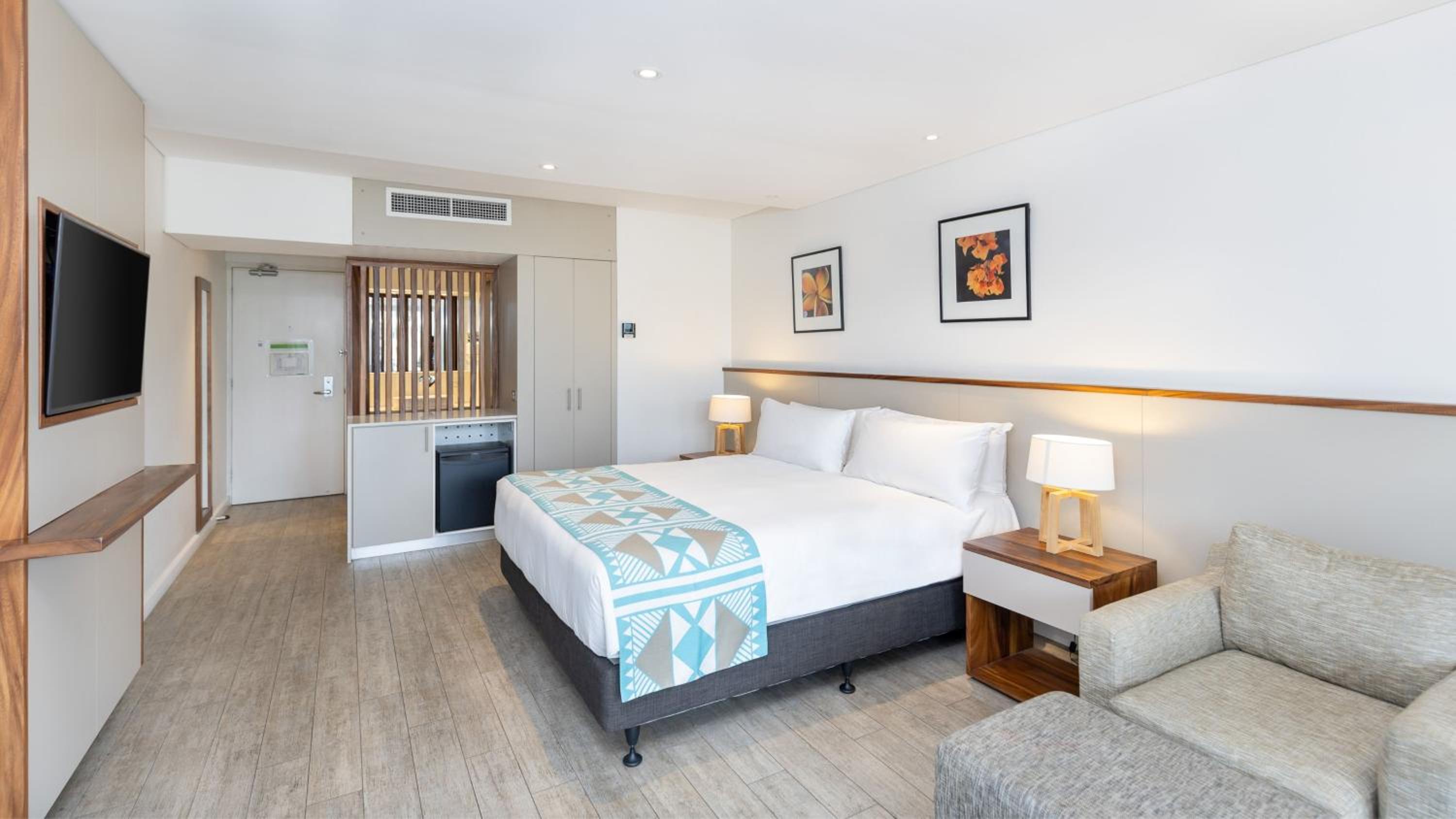 holiday inn suva by ihg