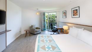 holiday inn suva by ihg