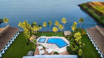 holiday inn suva by ihg