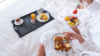 Holiday Inn Suva By Ihg,Suva>>Fiji,4 star