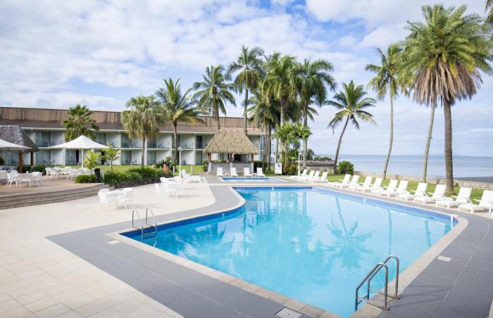 holiday inn suva by ihg