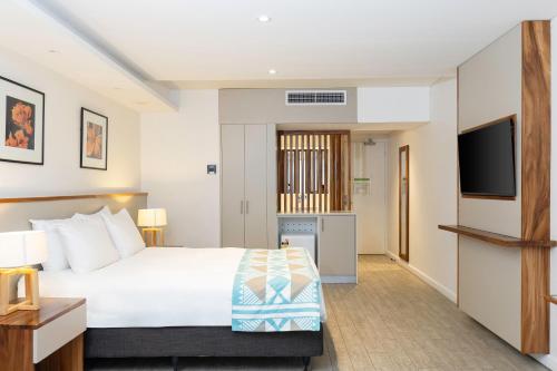holiday inn suva by ihg