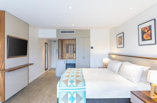 holiday inn suva by ihg