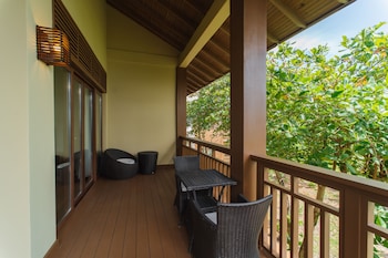 indura beach and golf resort curio collection by hilton