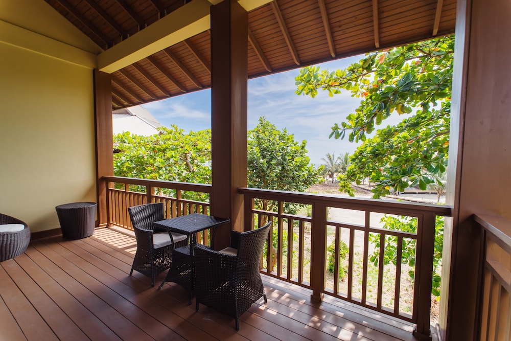 indura beach and golf resort curio collection by hilton