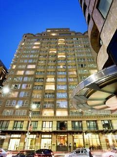 mantra 2 bond street sydney