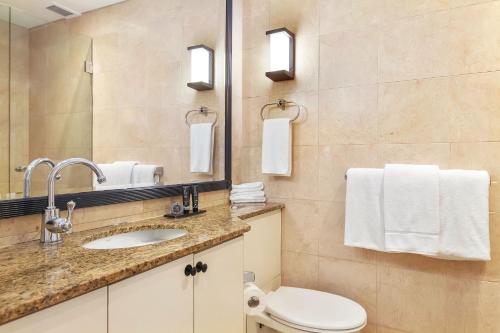 mantra 2 bond street sydney