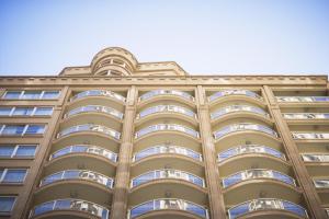 mantra 2 bond street sydney