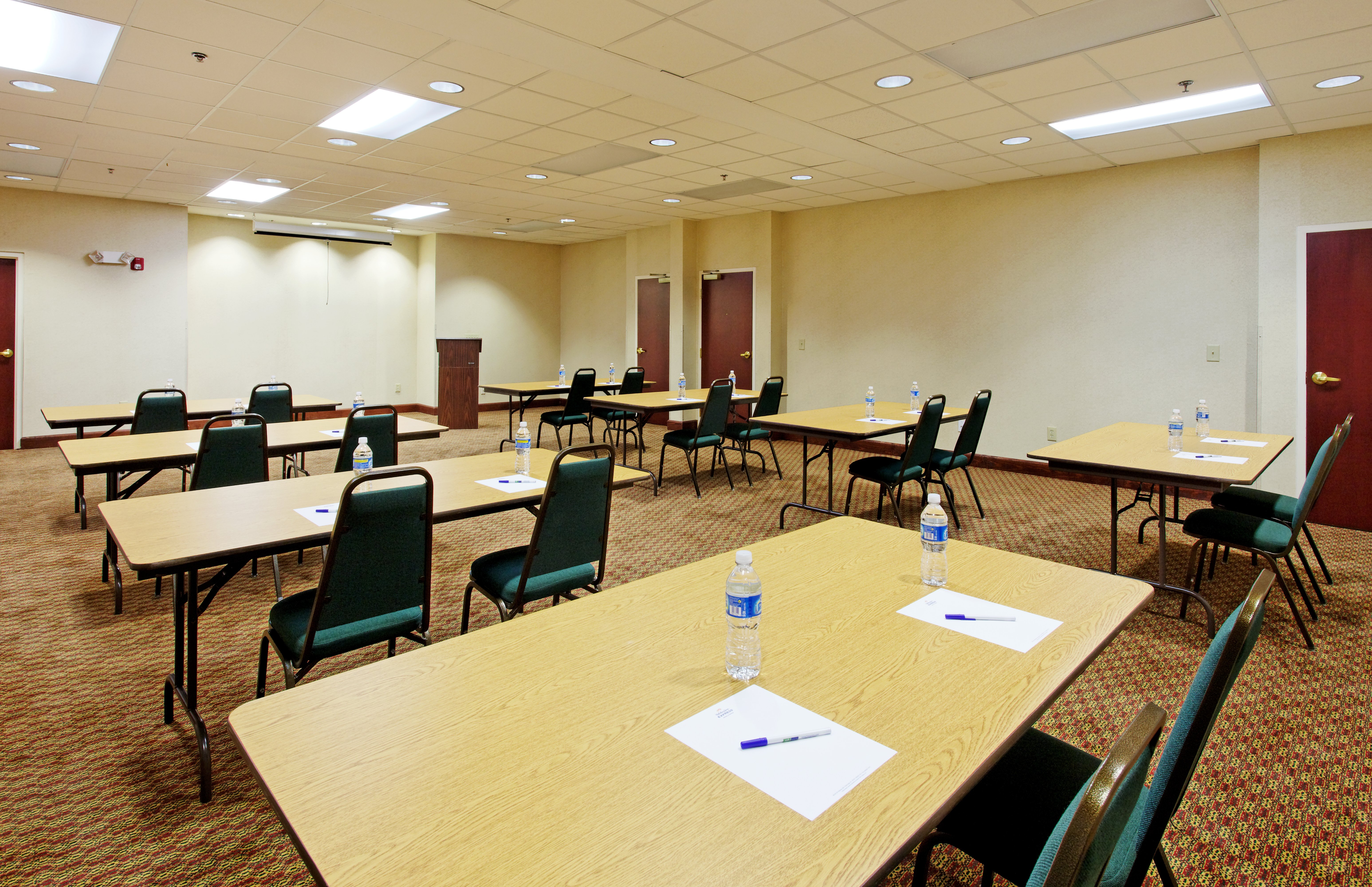 holiday inn express hotel and suites sylacauga by ihg
