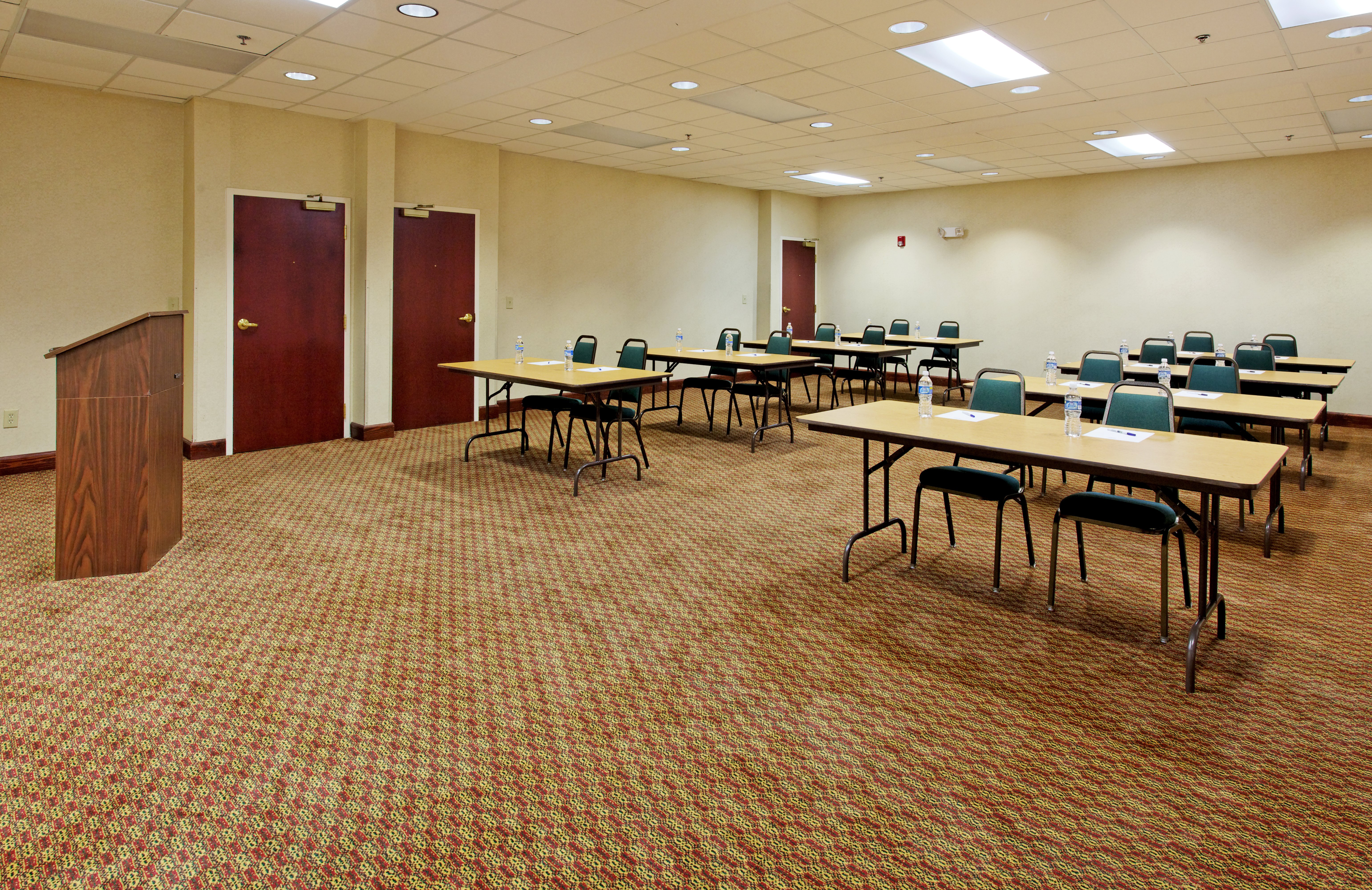 holiday inn express hotel and suites sylacauga by ihg