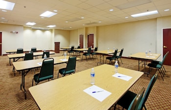 holiday inn express hotel and suites sylacauga by ihg
