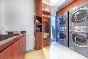 atour x hotel huizhou huiyang municipal plaza