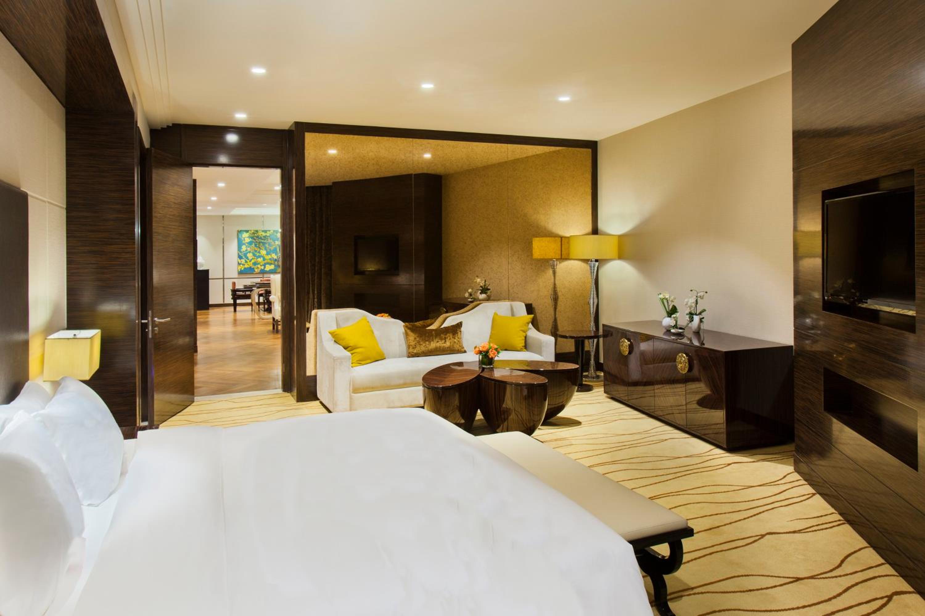 holiday inn panjin aqua city by ihg