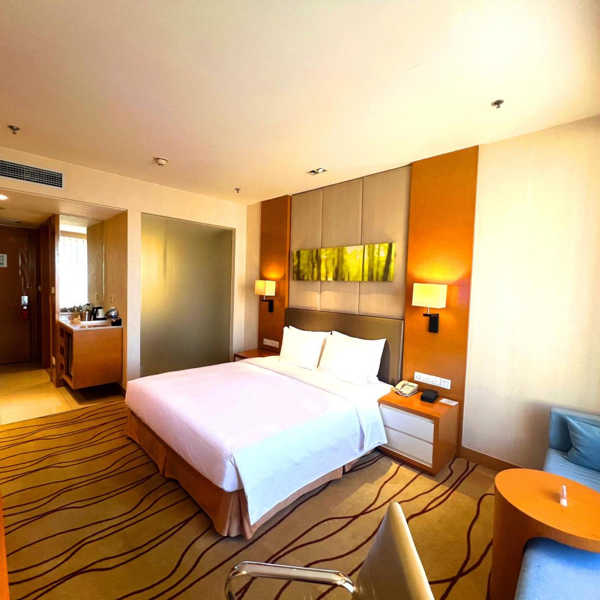 holiday inn panjin aqua city by ihg