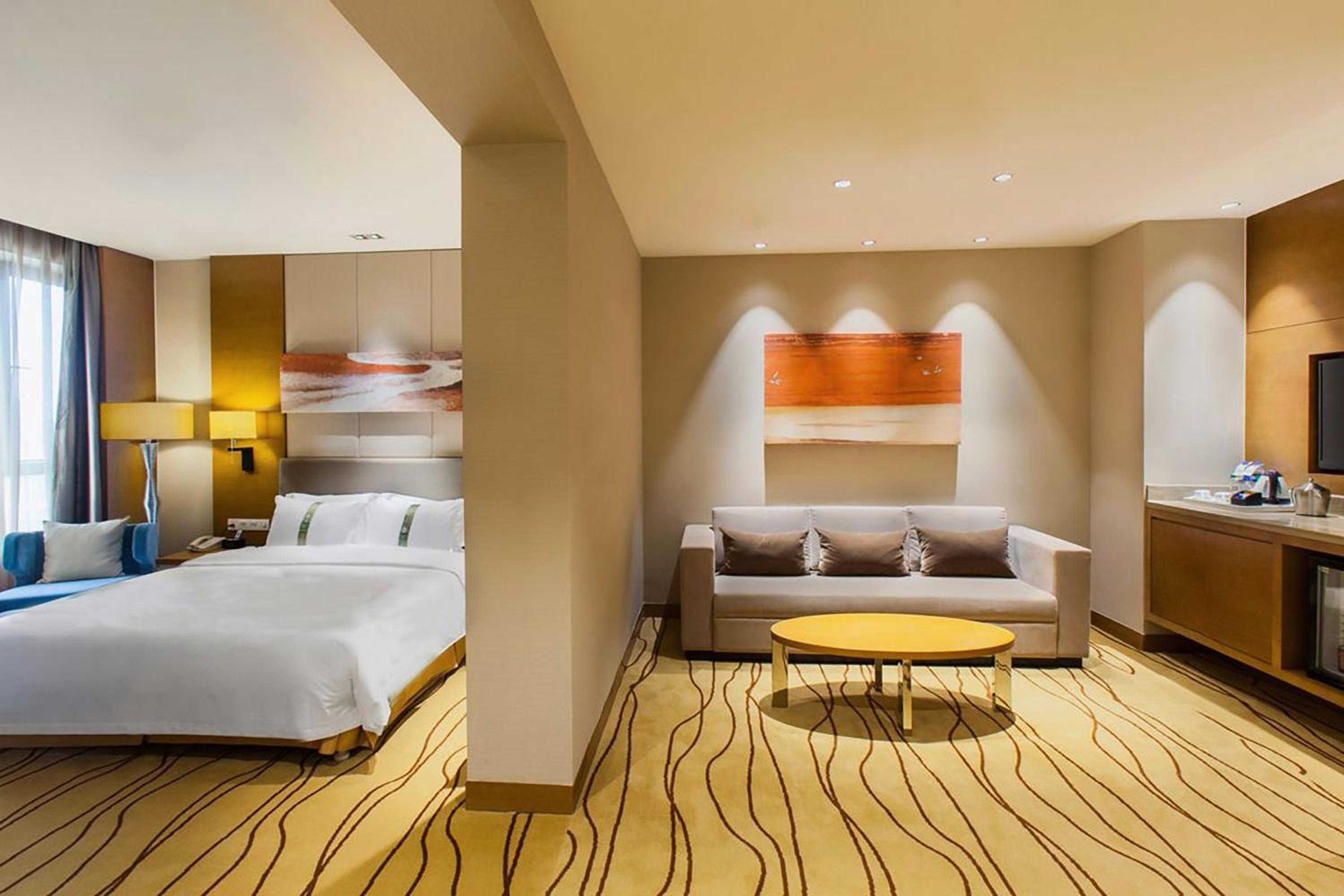holiday inn panjin aqua city by ihg