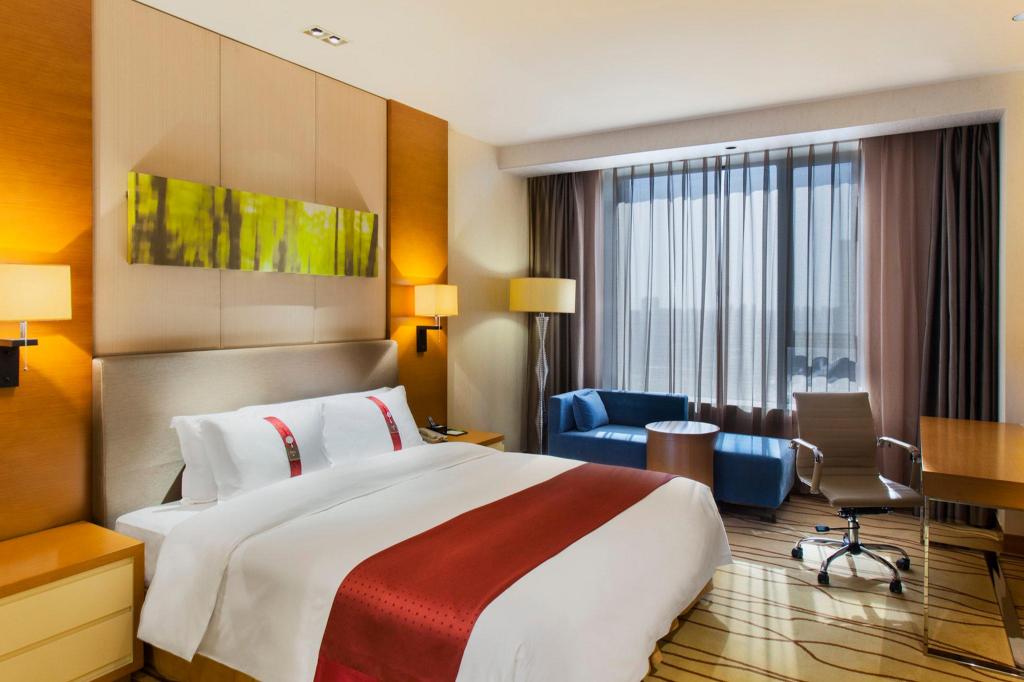 holiday inn panjin aqua city by ihg