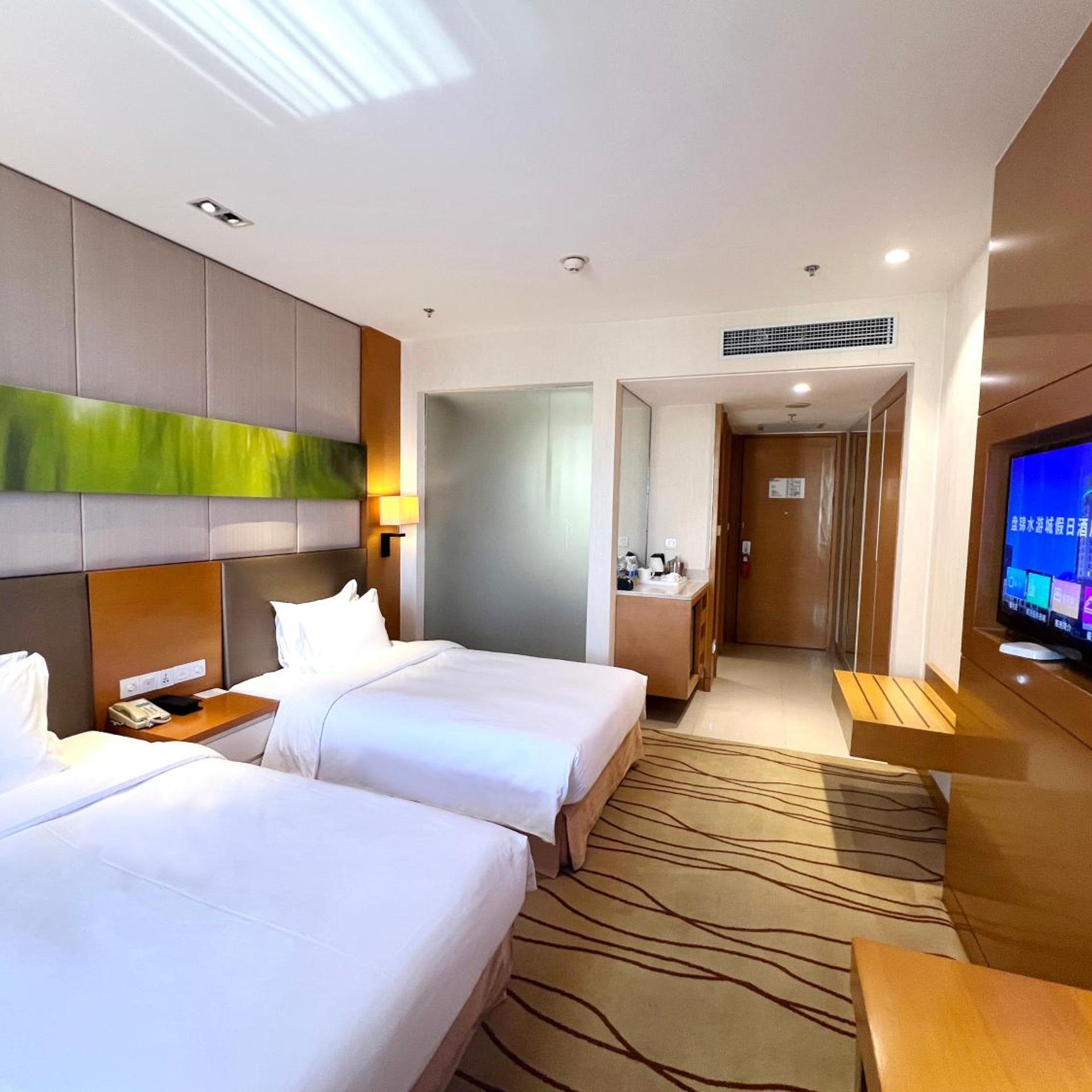 holiday inn panjin aqua city by ihg