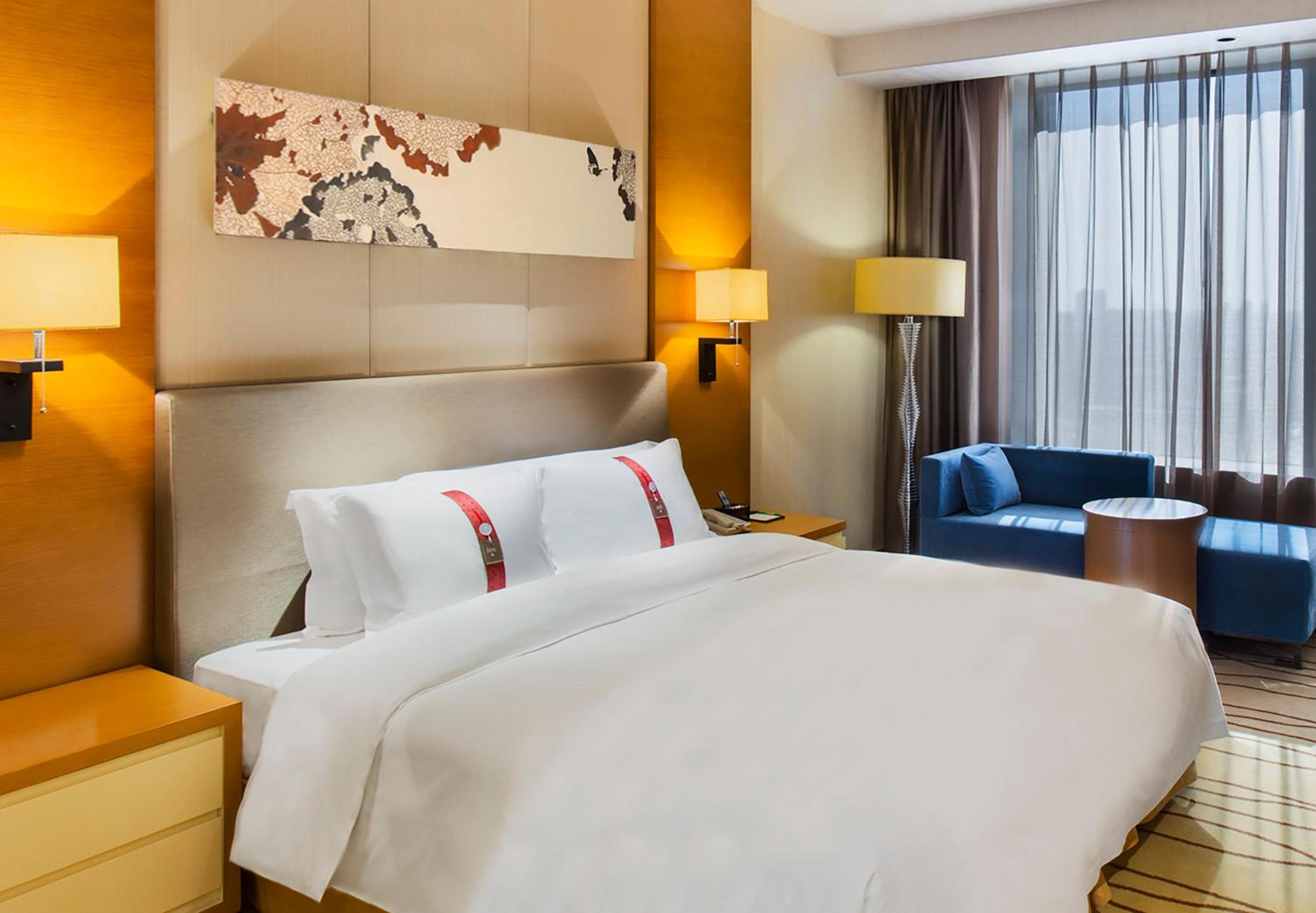 holiday inn panjin aqua city by ihg
